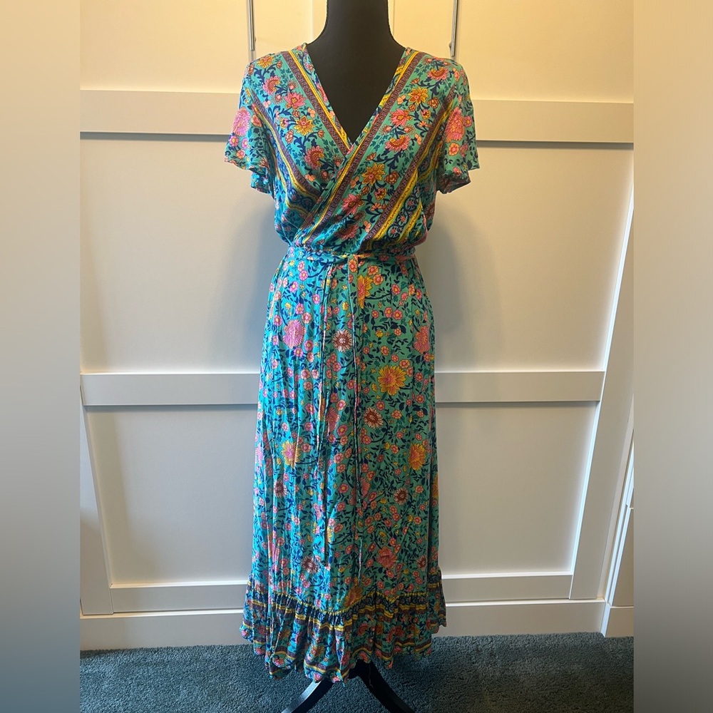 Reborn New York Floral Wrap Maxi Dress Size M